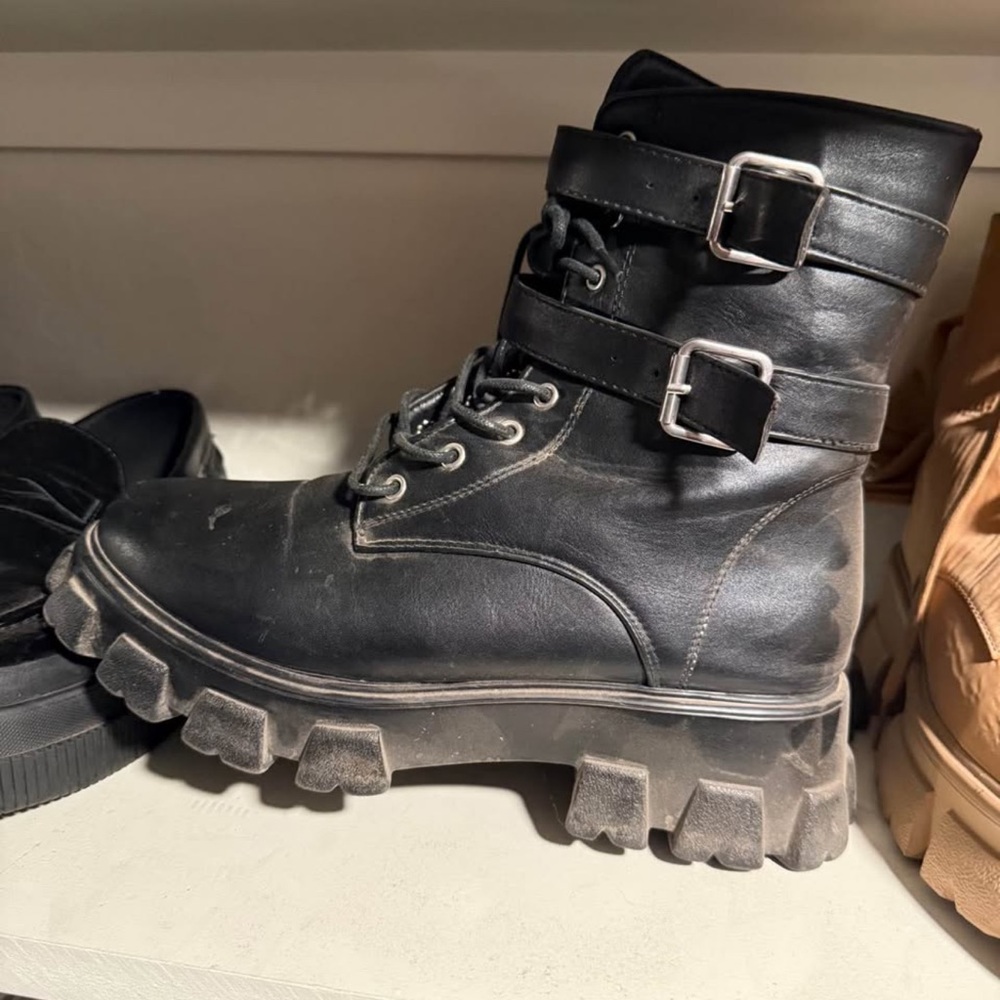Black Combat Moto Boots with Buckle Straps